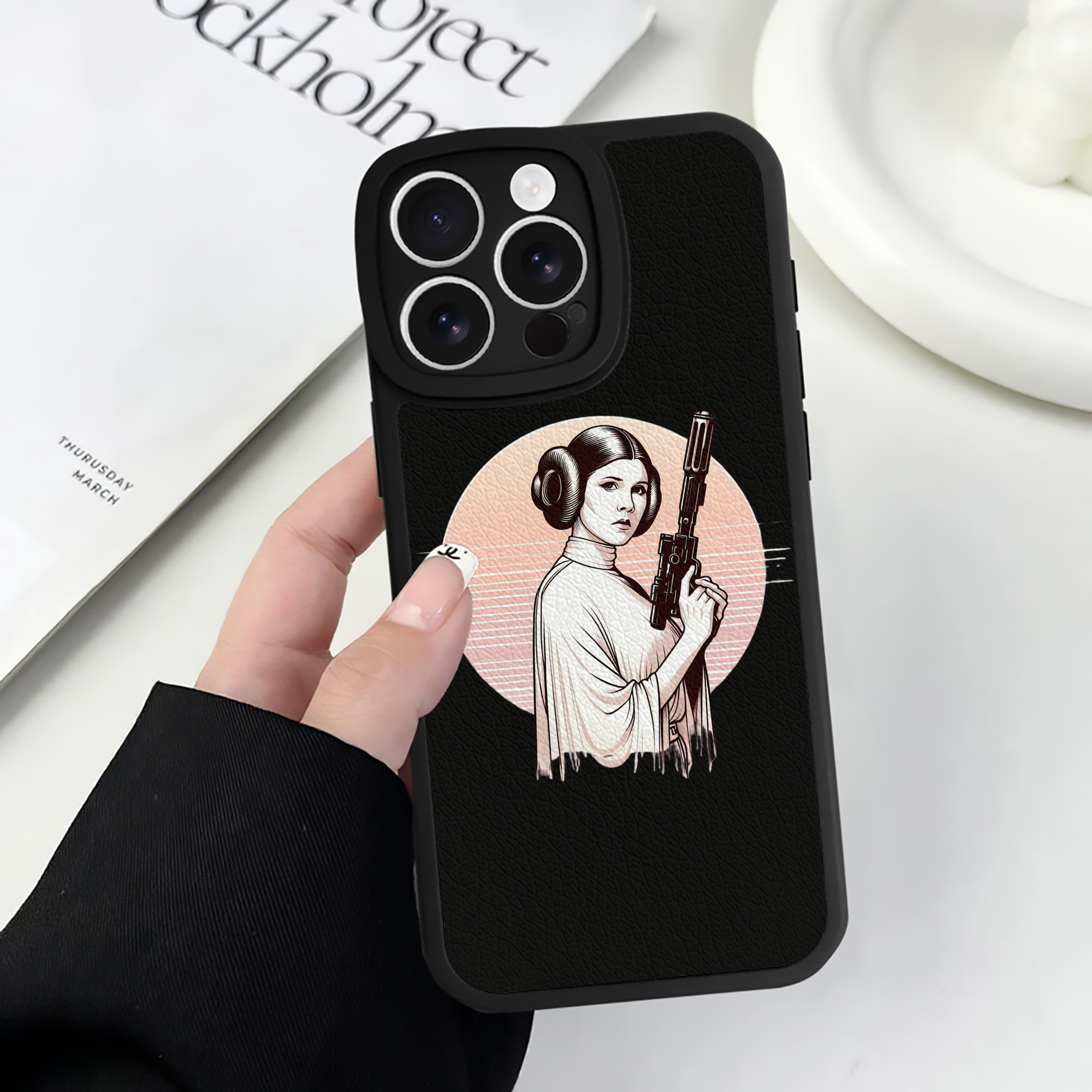 （画像用） スター・ウォーズ Star Wars 【iPhone 16シリーズ対応】シリコンスマホケース（レザー調） 材質：シリコン